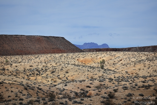 Desert_Landscape_On_The_Way_Nevada_USA_Western_USA_Nature_Photography_Canon_EOS_R5_Mark_II_2025_004.JPG