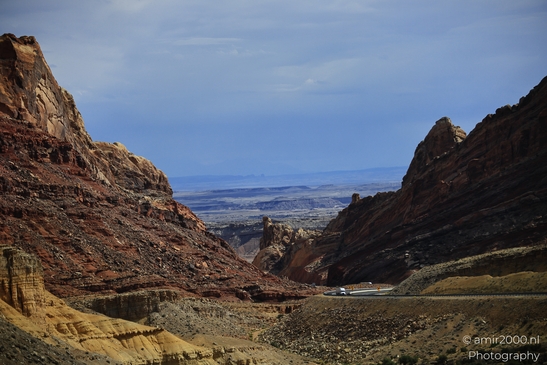 Desert_Landscape_Through_Interstate_70_Utah_USA_Western_USA_Nature_Photography_Canon_EOS_R5_Mark_II_2025_015.JPG