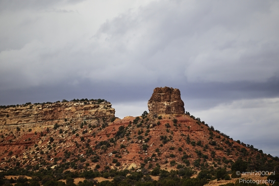 Desert_Landscape_Through_Interstate_70_Utah_USA_Western_USA_Nature_Photography_Canon_EOS_R5_Mark_II_2025_028.JPG