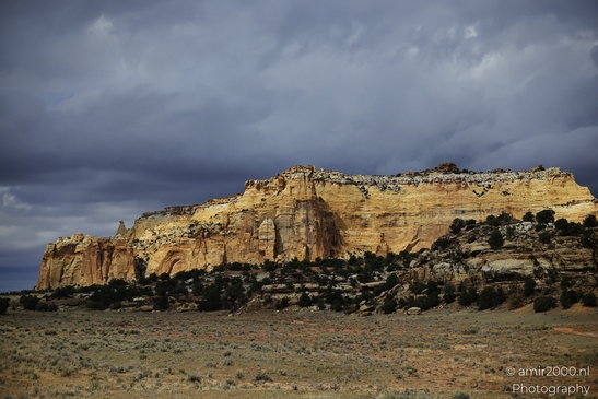 Desert_Landscape_Through_Interstate_70_Utah_USA_Western_USA_Nature_Photography_Canon_EOS_R5_Mark_II_2025_029.JPG