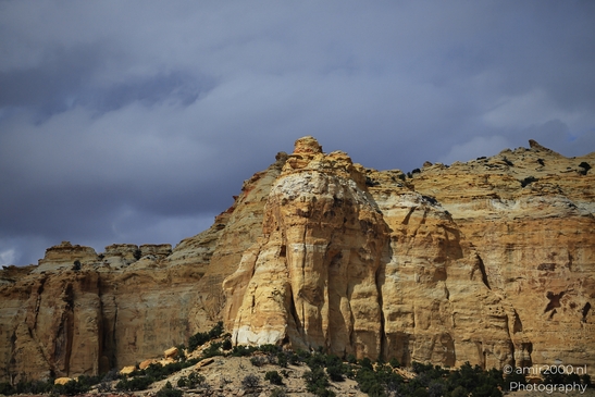 Desert_Landscape_Through_Interstate_70_Utah_USA_Western_USA_Nature_Photography_Canon_EOS_R5_Mark_II_2025_031.JPG