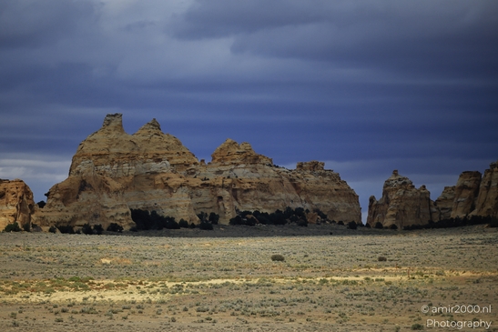 Desert_Landscape_Through_Interstate_70_Utah_USA_Western_USA_Nature_Photography_Canon_EOS_R5_Mark_II_2025_033.JPG