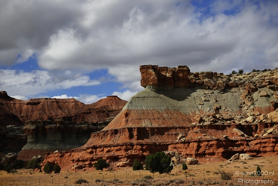 Desert_Landscape_Through_Interstate_70_Utah_USA_Western_USA_Nature_Photography_Canon_EOS_R5_Mark_II_2025_052.JPG