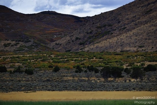 Desert_Landscape_Through_Interstate_70_Utah_USA_Western_USA_Nature_Photography_Canon_EOS_R5_Mark_II_2025_080.JPG