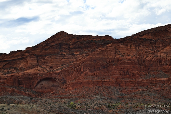 Desert_Landscape_With_Red_Rock_Formations_St_George_Utah_Western_USA_Nature_Photography_Canon_EOS_R5_Mark_II_2025_002.JPG