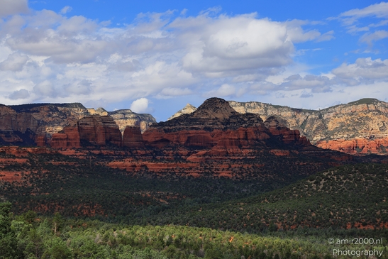 Devils_Bridge_Trailhead_Sedona_Arizona_USA_Western_USA_Nature_Photography_Canon_EOS_R5_Mark_II_2025_031.JPG