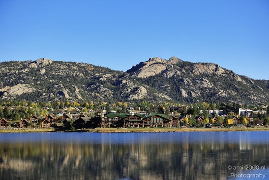 Lake_Estes_View_Reflection_Estes_Park_Colorado_USA_Western_USA_Nature_Photography_Canon_EOS_R5_Mark_II_2025_001.JPG