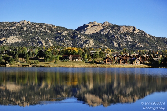 Lake_Estes_View_Reflection_Estes_Park_Colorado_USA_Western_USA_Nature_Photography_Canon_EOS_R5_Mark_II_2025_003.JPG