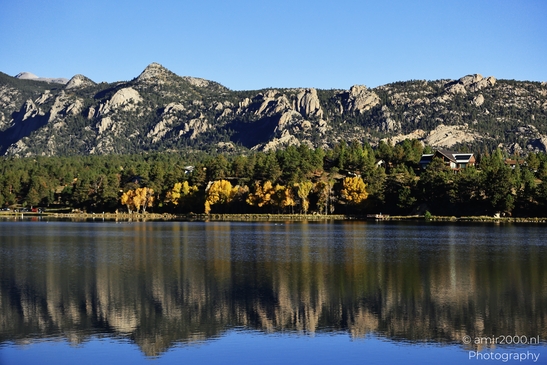 Lake_Estes_View_Reflection_Estes_Park_Colorado_USA_Western_USA_Nature_Photography_Canon_EOS_R5_Mark_II_2025_005.JPG