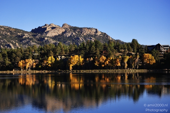 Lake_Estes_View_Reflection_Estes_Park_Colorado_USA_Western_USA_Nature_Photography_Canon_EOS_R5_Mark_II_2025_007.JPG