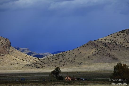Landscape_with_mountains_and_clouds_in_the_background_Colorado_USA_Western_USA_Nature_Photography_Canon_EOS_R5_Mark_II_2025_001.JPG