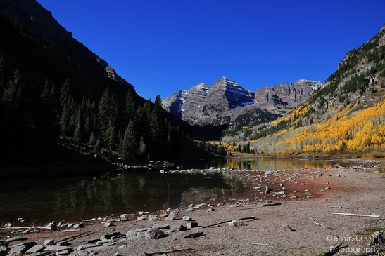 Maroon_Lake_During_Autumn_Maroon_Bells_Aspen_Colorado_Western_USA_Nature_Photography_Canon_EOS_R5_Mark_II_2025_006.JPG