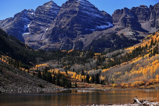 Maroon_Lake_During_Autumn_Maroon_Bells_Aspen_Colorado_Western_USA_Nature_Photography_Canon_EOS_R5_Mark_II_2025_025.JPG