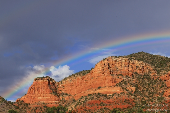 Morning_Rainbow_Over_Bell_Rock_Sedona_Arizona_USA_Western_USA_Nature_Photography_Canon_EOS_R5_Mark_II_2025_002.JPG