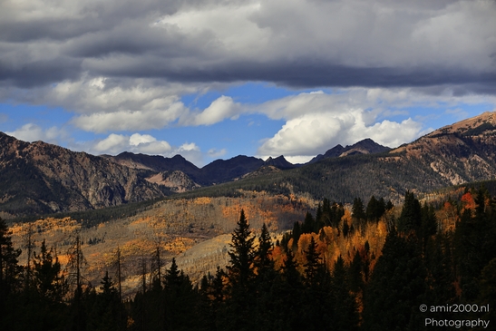 Mountainous_Landscape_In_Eagle_County_Fall_Season_Colorado_USA_Western_USA_Nature_Photography_Canon_EOS_R5_Mark_II_2025_044.JPG