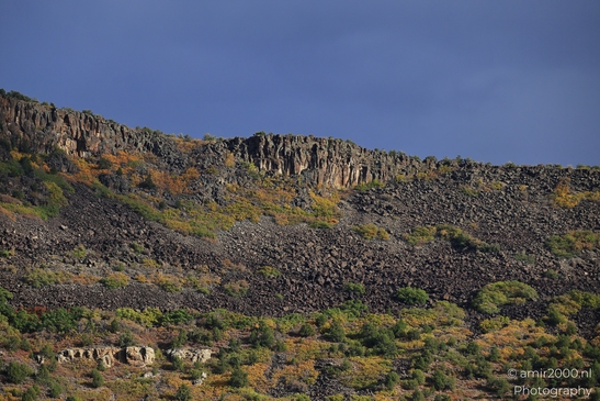 Mountains_With_Rocky_Cliffs_And_Sparse_Vegetation_Utah_USA_Western_USA_Nature_Photography_Canon_EOS_R5_Mark_II_2025_005.JPG