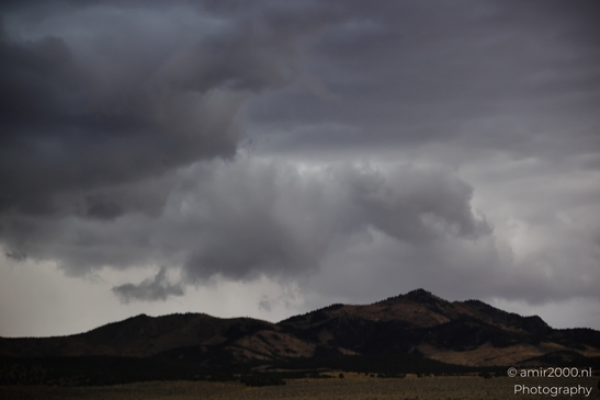 Rain_Through_the_Mountains_Utah_USA_Western_USA_Nature_Photography_Canon_EOS_R5_Mark_II_2025_001.JPG