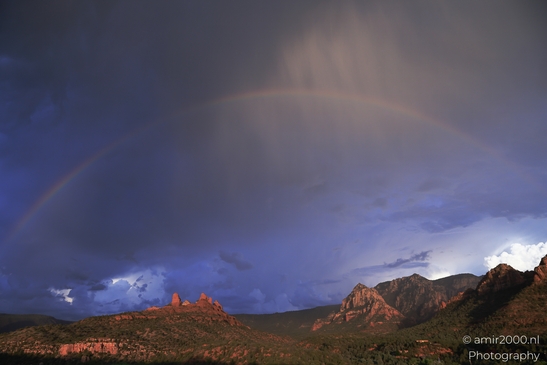 Rainbow_Over_Red_Rocks_Sedona_Arizona_USA_Western_USA_Nature_Photography_Canon_EOS_R5_Mark_II_2025_005.JPG