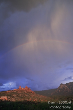 Rainbow_Over_Red_Rocks_Sedona_Arizona_USA_Western_USA_Nature_Photography_Canon_EOS_R5_Mark_II_2025_008.JPG