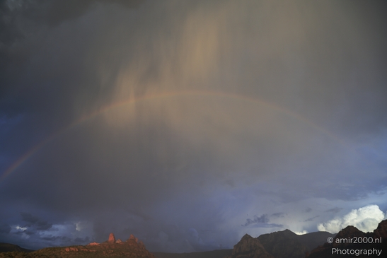 Rainbow_Over_Red_Rocks_Sedona_Arizona_USA_Western_USA_Nature_Photography_Canon_EOS_R5_Mark_II_2025_009.JPG