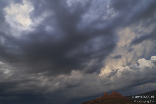 Stormy_Desert_Skyline_Sedona_Arizona_USA_Western_USA_Nature_Photography_Canon_EOS_R5_Mark_II_2025_010.JPG