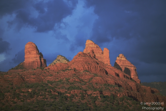 Stormy_Sunset_Weather_Sedona_Arizona_USA_Western_USA_Nature_Photography_Canon_EOS_R5_Mark_II_2025_006.JPG