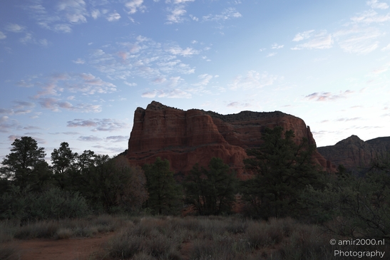 Sunrise_in_Bell_Rock_Loop_Trail_Sedona_Arizona_USA_Western_USA_Nature_Photography_Canon_EOS_R5_Mark_II_2025_004.JPG