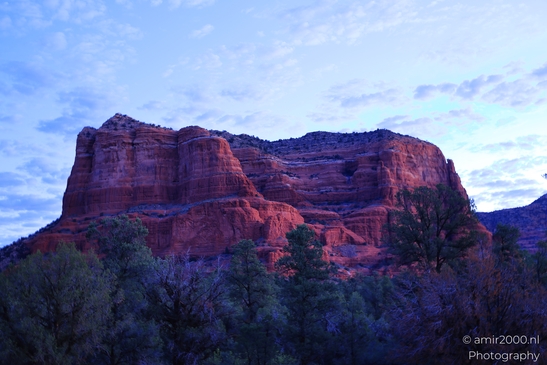 Sunrise_in_Bell_Rock_Loop_Trail_Sedona_Arizona_USA_Western_USA_Nature_Photography_Canon_EOS_R5_Mark_II_2025_009.JPG