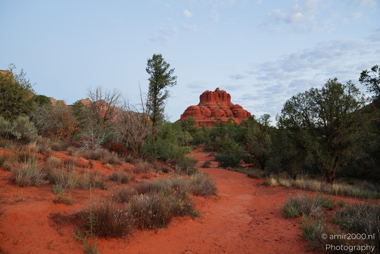 Sunrise_in_Bell_Rock_Loop_Trail_Sedona_Arizona_USA_Western_USA_Nature_Photography_Canon_EOS_R5_Mark_II_2025_012.JPG