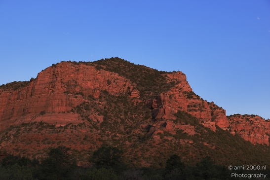 Sunrise_in_Bell_Rock_Loop_Trail_Sedona_Arizona_USA_Western_USA_Nature_Photography_Canon_EOS_R5_Mark_II_2025_045.JPG