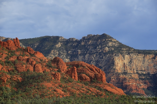 Sunset_Over_Bell_Rock_Formations_Sedona_Arizona_USA_Western_USA_Nature_Photography_Canon_EOS_R5_Mark_II_2025_017.JPG