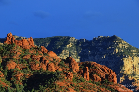 Sunset_Over_Bell_Rock_Formations_Sedona_Arizona_USA_Western_USA_Nature_Photography_Canon_EOS_R5_Mark_II_2025_025.JPG
