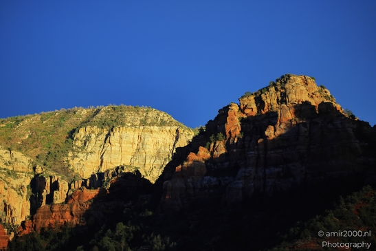Sunset_Over_Bell_Rock_Formations_Sedona_Arizona_USA_Western_USA_Nature_Photography_Canon_EOS_R5_Mark_II_2025_027.JPG
