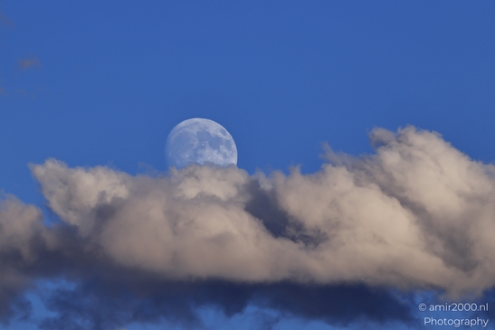 The_Moon_and_The_Clouds_Nature_Art_Denver_Colorado_USA_Western_USA_Nature_Photography_Canon_EOS_R5_Mark_II_2025_014.JPG