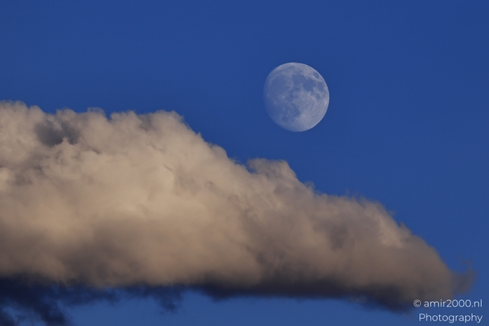 The_Moon_and_The_Clouds_Nature_Art_Denver_Colorado_USA_Western_USA_Nature_Photography_Canon_EOS_R5_Mark_II_2025_021.JPG
