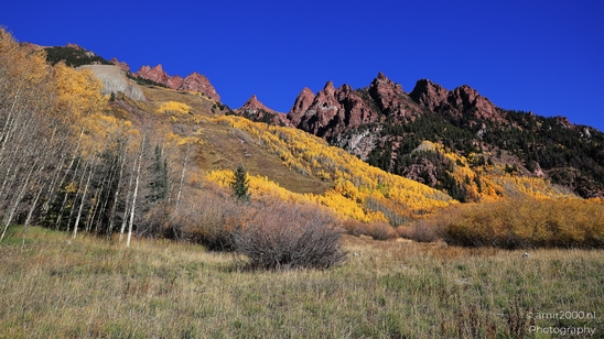 The_Stunning_Mountain_And_Views_Maroon_Bells_Aspen_Colorado_Western_USA_Nature_Photography_Canon_EOS_R5_Mark_II_2025_004.JPG