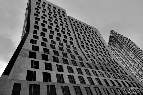 Hourglass_Zuidas_Black_and_White_Amsterdam_Netherlands_Architecture_Canon_EOS_R5_Mark_II_2025_001.JPG