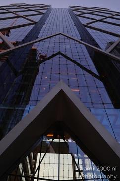 Landmark_TLV_Tower_B_At_Dusk_With_Construction_Cranes_Tel_Aviv_jaffa_Israel_architecture_Photography_Canon_EOS_R5_Mark_II_2025_006.JPG