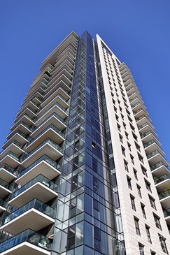 Modern_Highrise_Building_In_Pines_Street_Tel_Aviv_jaffa_Israel_architecture_Photography_Canon_EOS_R5_Mark_II_2025_001.JPG