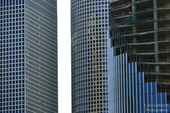 Modern_Skyscrapers_With_Construction_Site_Tel_Aviv_jaffa_Israel_architecture_Photography_Canon_EOS_R5_Mark_II_2025_002.JPG