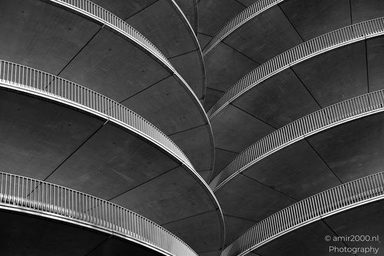 RAI_Car_Park_Benthem_Crouwel_Architects_Amsterdam_Netherlands_Architecture_Canon_EOS_R5_Mark_II_2025_002.JPG