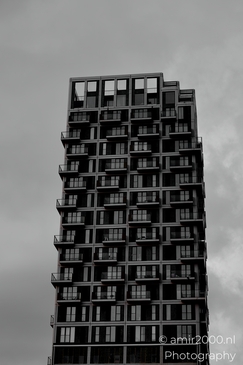 Stepstone_Zuida_Black_and_White_Amsterdam_Netherlands_Architecture_Canon_EOS_R5_Mark_II_2025_001.JPG
