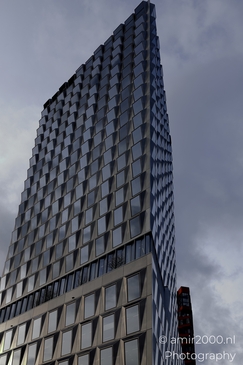 The_Pulse_of_Amsterdam_Zuid_at_Zuidas_Amsterdam_Netherlands_Architecture_Photography_Canon_EOS_R5_Mark_II_2025_002.JPG