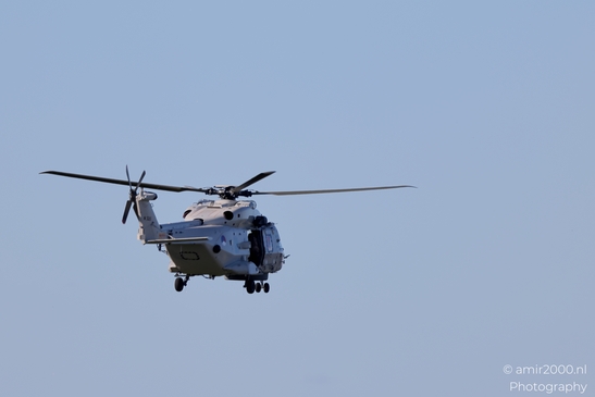 Apache_helicopter_AH_64_Royal_Netherlands_Air_Force_Amsterdam_Netherlands_Aviation_Photography_Canon_EOS_R5_Mark_II_2025_011.JPG