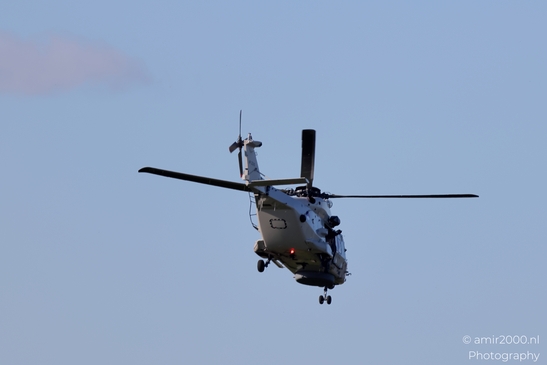 Apache_helicopter_AH_64_Royal_Netherlands_Air_Force_Amsterdam_Netherlands_Aviation_Photography_Canon_EOS_R5_Mark_II_2025_014.JPG