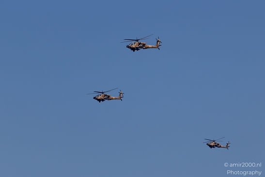 Israel_Air_Force_Apaches_AH_64s_Peten_Saraph_attack_helicopters_IAF_desert_tan_Aviation_Photography_Aviation_Photography_Canon_EOS_R5_Mark_II_2025_002.JPG