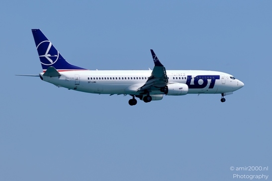 SP_LWA_Boeing_737_800_LOT_Polish_Airlines_Larnaka_International_Airport_Cyprus_Aviation_Photography_Canon_EOS_R5_Mark_II_2025_004.JPG