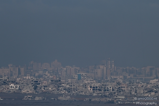 Looking toward Gaza after October 7, a landscape marked by conflict, memory, and the fragile hope for something better. Photographed by Amir Darzi. Photography by amir2000.nl, a Dutch photographer.