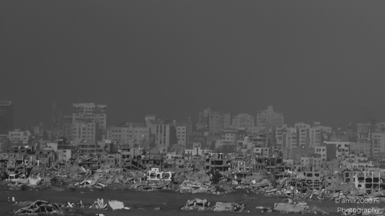 Looking toward Gaza after October 7, a landscape marked by conflict, memory, and the fragile hope for something better. Photographed by Amir Darzi. Photography by amir2000.nl, a Dutch photographer.
