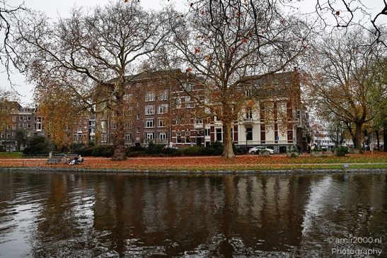 Autumn_Scenery_Stadhouderskade_Amsterdam_Netherlands_cityscape_Photography_Canon_EOS_R5_Mark_II_2025_004.JPG